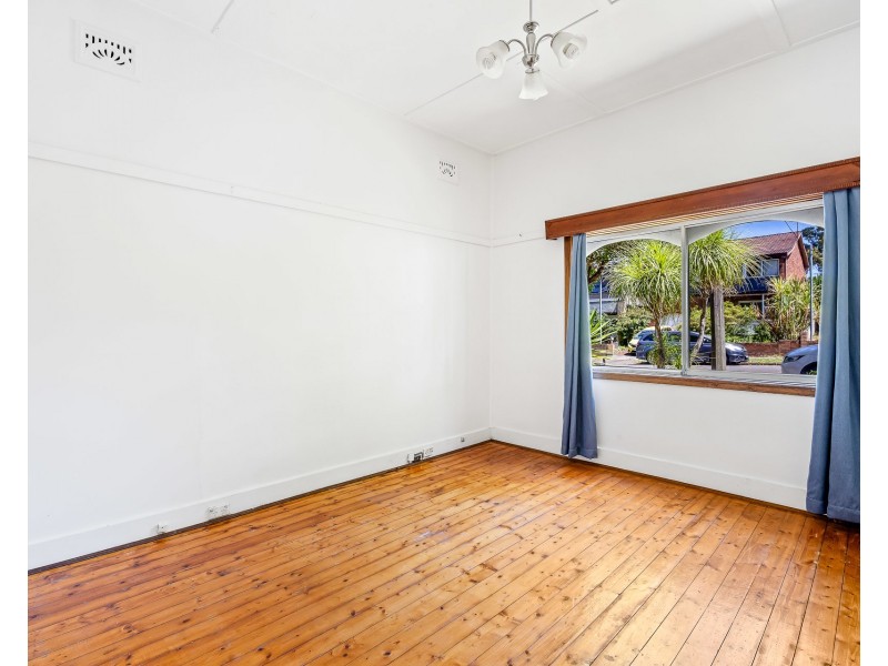 27 Newman Street, Mortdale NSW 2223