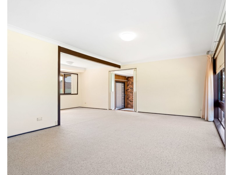1A Peppermint Grove, Panania NSW 2213