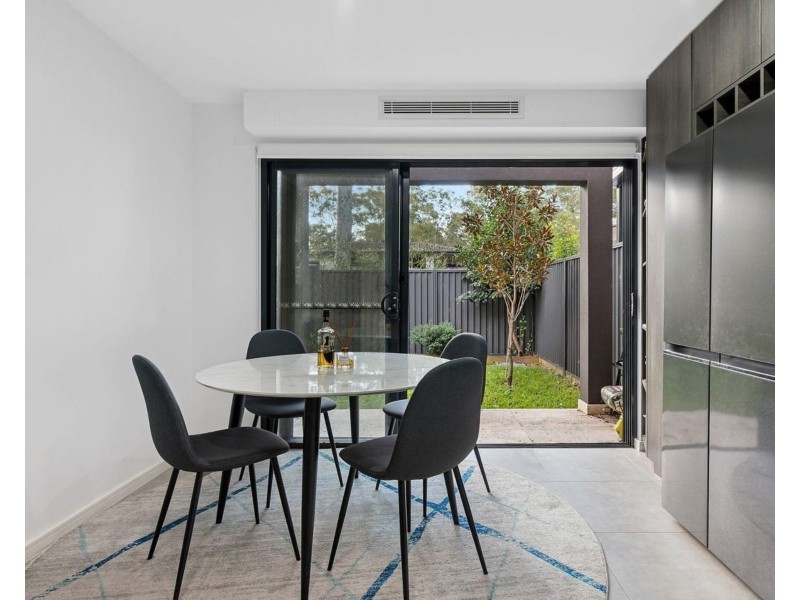 6/21  Balanada Avenue, Chipping Norton NSW 2170
