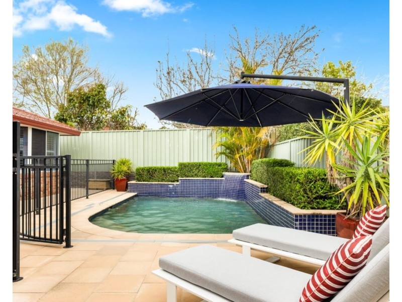 4 Mackin Close, Barden Ridge NSW 2234