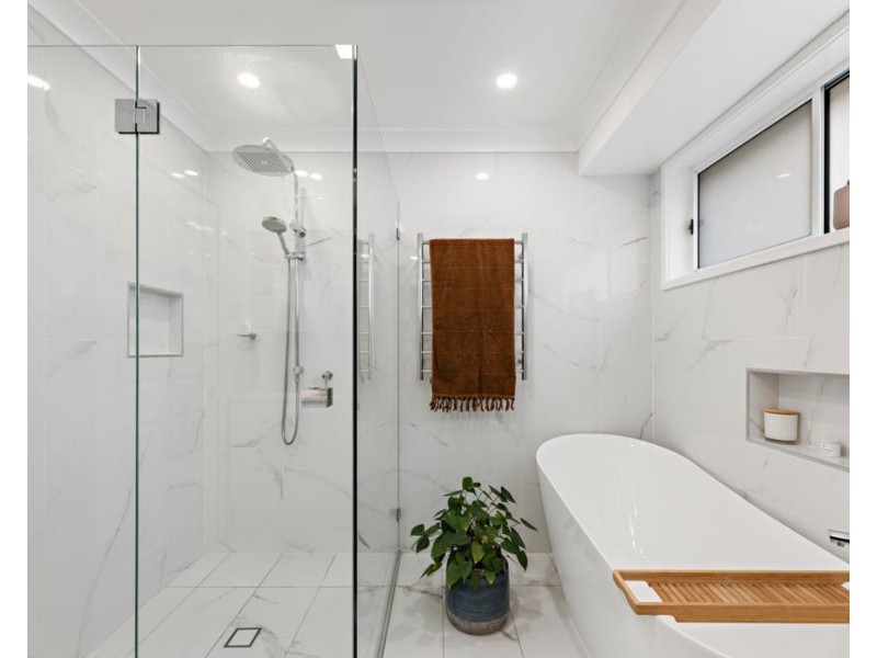 4 Mackin Close, Barden Ridge NSW 2234