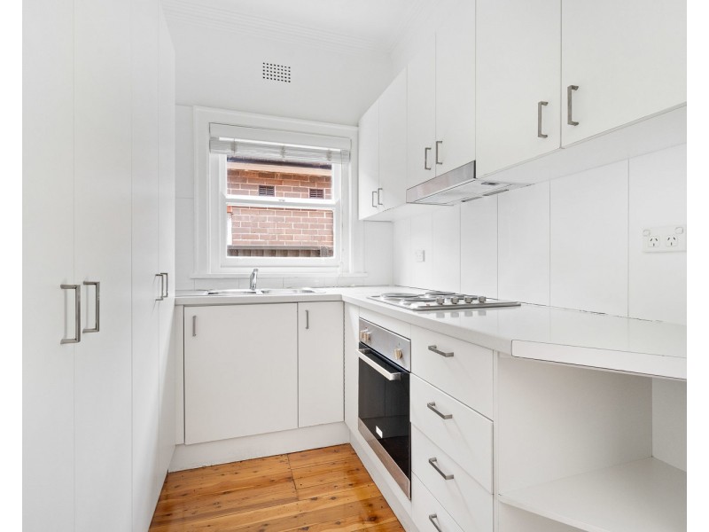 118  Caroline Street, Kingsgrove NSW 2208