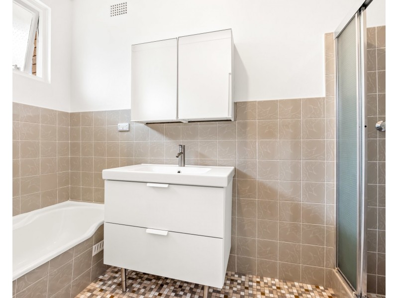 8/170  Russell Avenue, Dolls Point NSW 2219