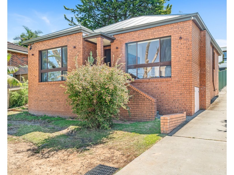 13 Winifred Avenue, Caringbah NSW 2229