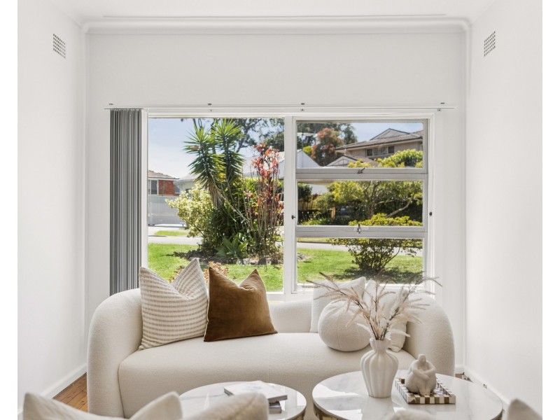 24 Lesley Crescent, Mortdale NSW 2223