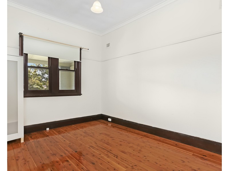 180 President Avenue, Miranda NSW 2228