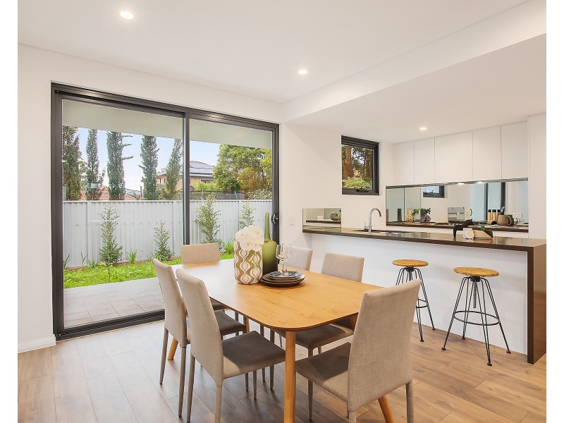 14/24 Hillcrest Avenue, Greenacre NSW 2190