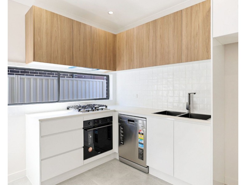 1/5b  Gwandalan Road, Padstow NSW 2211