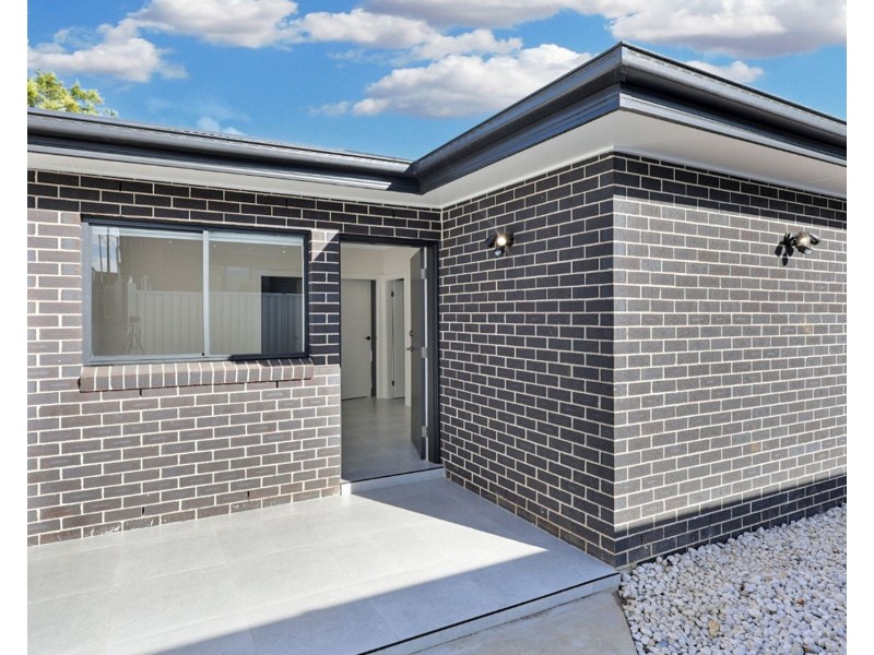 1/5b  Gwandalan Road, Padstow NSW 2211