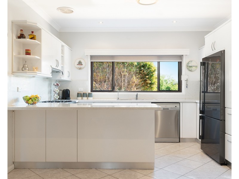 1b Chivers Avenue, Lugarno NSW 2210