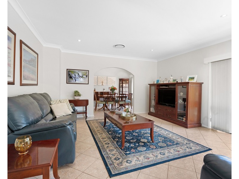 1b Chivers Avenue, Lugarno NSW 2210