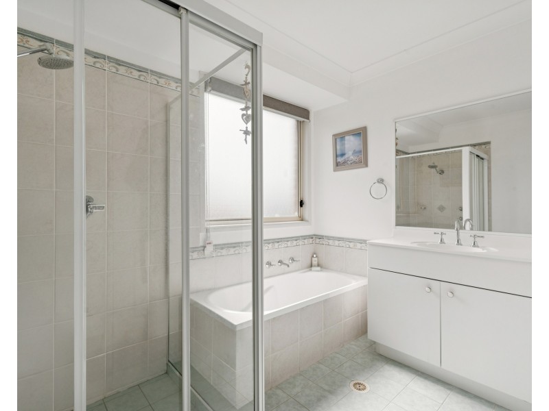 25 Tharawal Lane, Waterfall NSW 2233