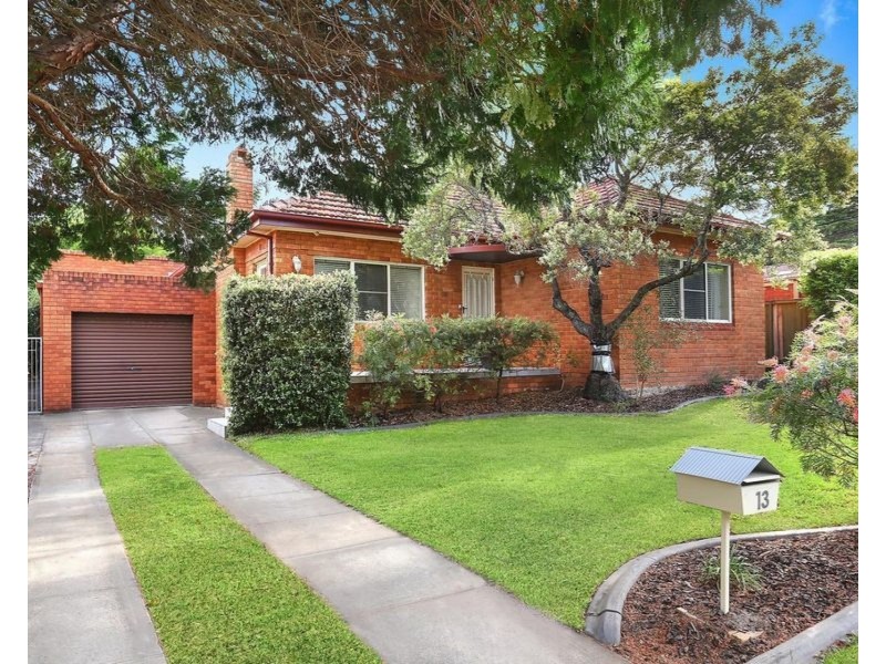 13 Miowera Avenue, Carss Park NSW 2221