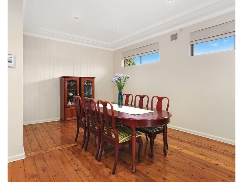 13 Miowera Avenue, Carss Park NSW 2221