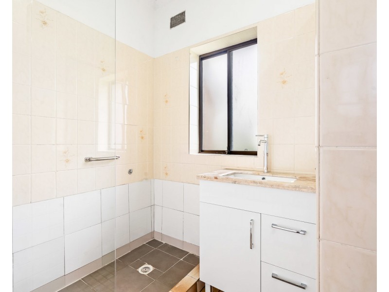 61 Macquarie Street, Greenacre NSW 2190