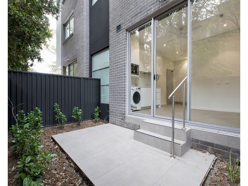 4/33 Hampden Street, Beverly Hills NSW 2209