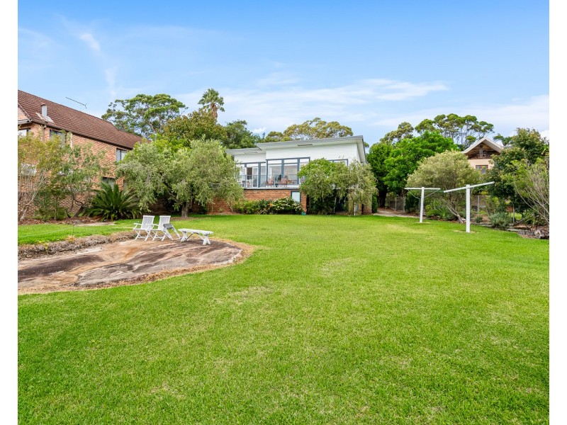 17 Baker Street, Bundeena NSW 2230