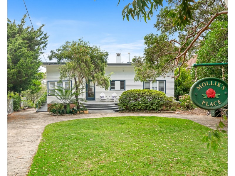 17 Baker Street, Bundeena NSW 2230