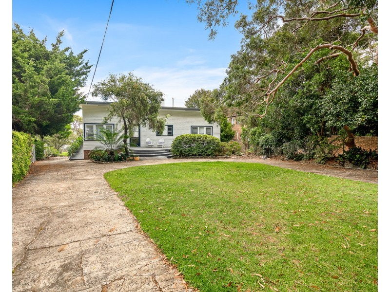 17 Baker Street, Bundeena NSW 2230