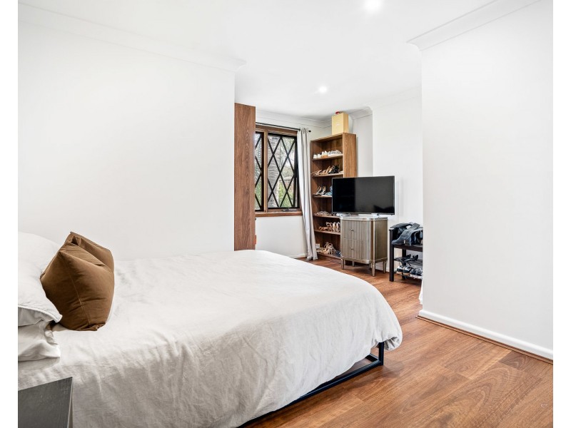 48 Leichardt Crescent, Sylvania NSW 2224