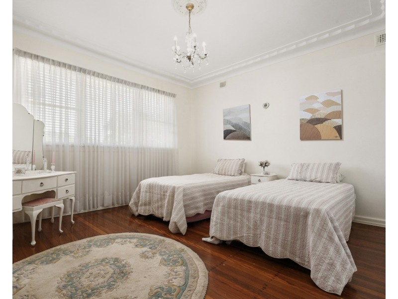 126 President Avenue, Miranda NSW 2228