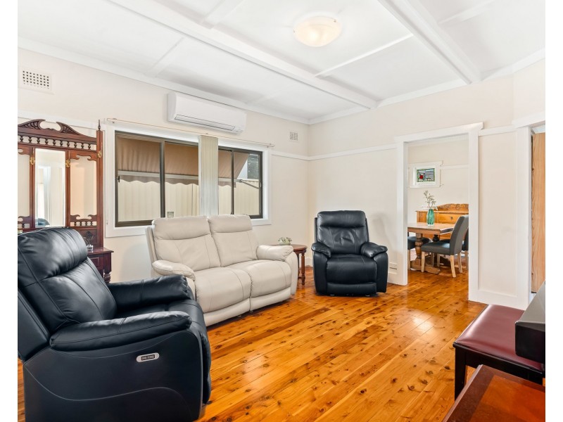 42 Boundary Road, Mortdale NSW 2223