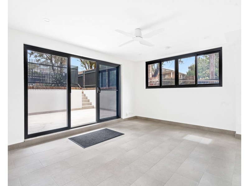 6/9 Fleet Street, Carlton NSW 2218