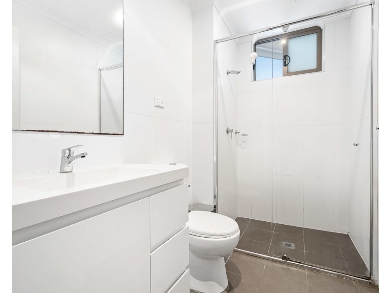 8/2 Kensington Street, Kogarah NSW 2217