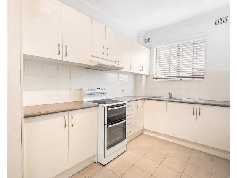 10/2  Monomeeth Street, Bexley NSW 2207