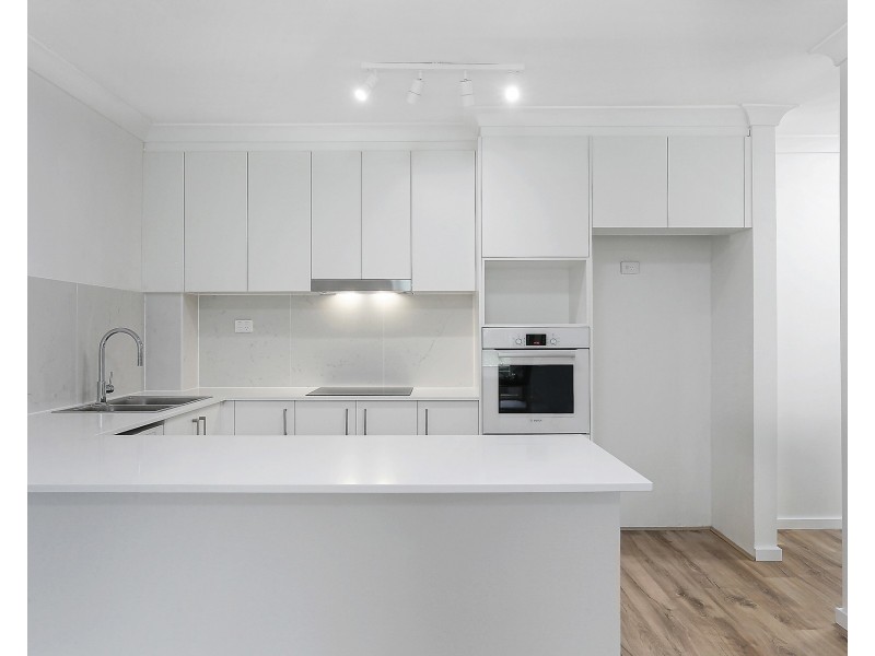 2/530-536 President Avenue, Sutherland NSW 2232