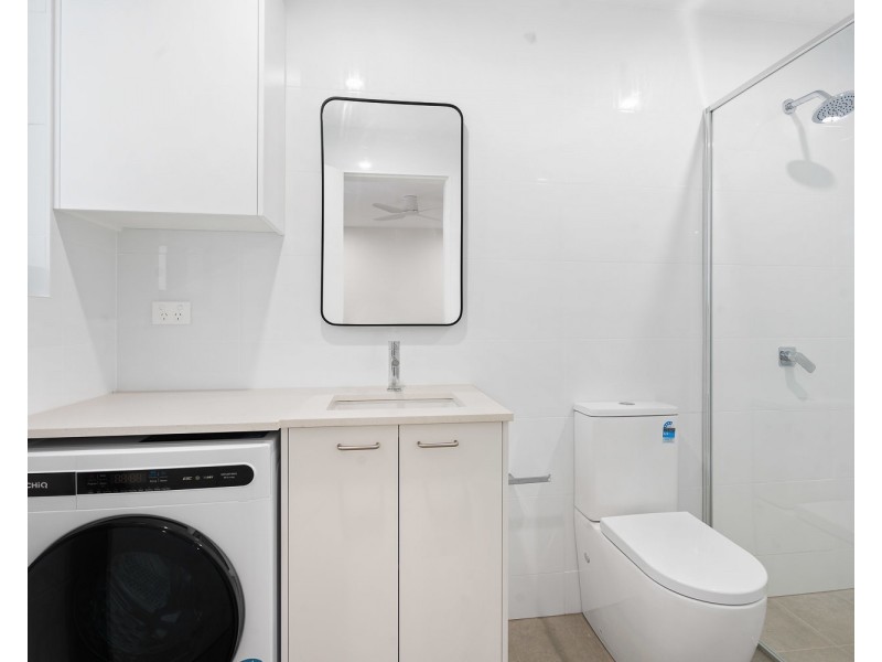 2/9 Fleet Street, Carlton NSW 2218