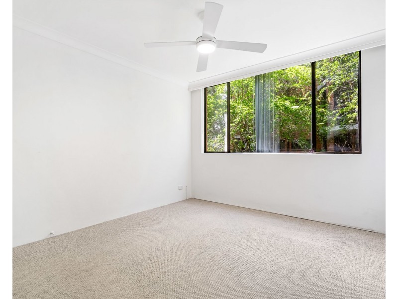 2/57 Auburn Street, Sutherland NSW 2232