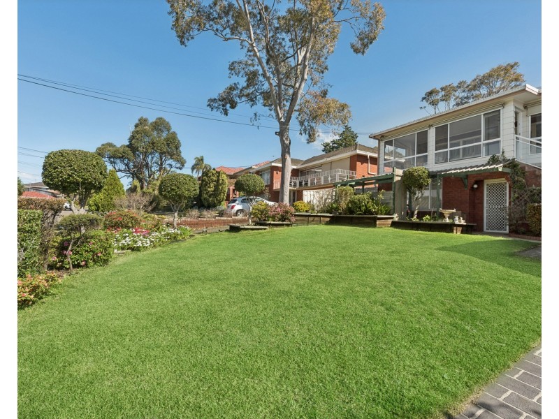 17 Craigholm Street, Sylvania NSW 2224