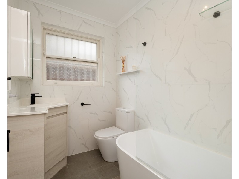 2/148 The Grand Parade, Monterey NSW 2217