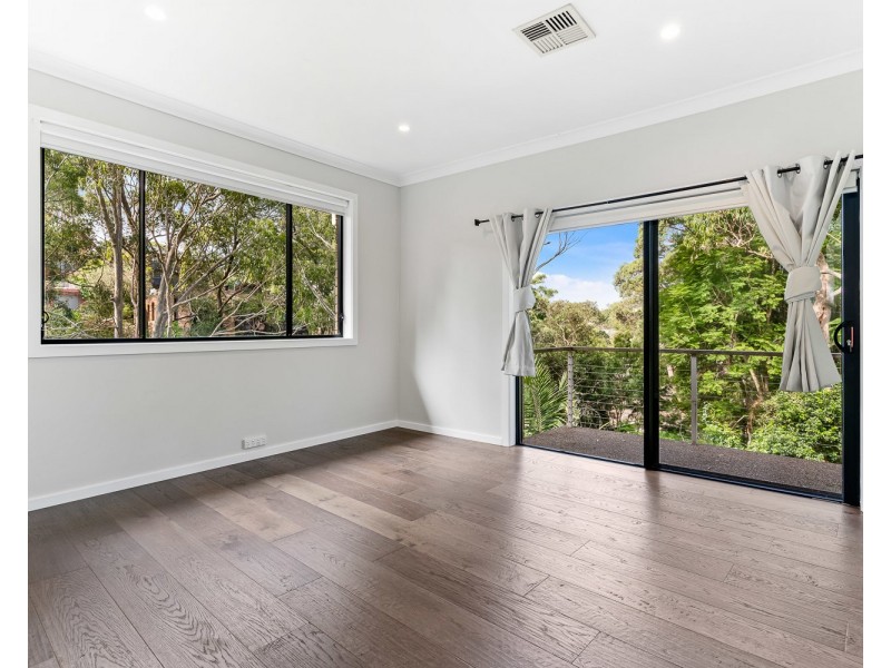 25 Oak Street, Lugarno NSW 2210