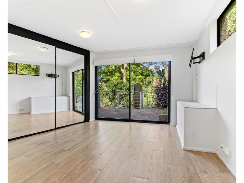 25 Oak Street, Lugarno NSW 2210