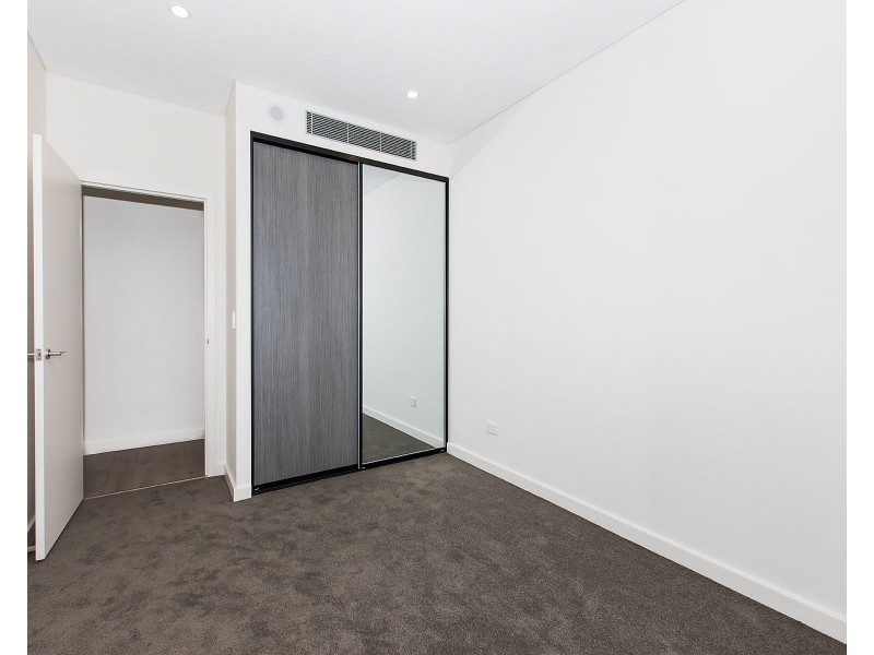 702/17 Garrigarrang Avenue, Kogarah NSW 2217