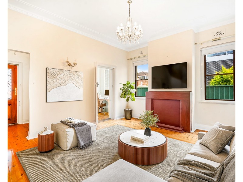 5 Baringa Road, Earlwood NSW 2206