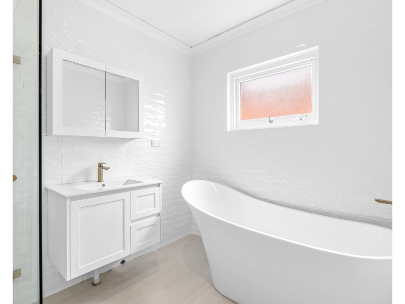 1/100 Railway Parade, Mortdale NSW 2223