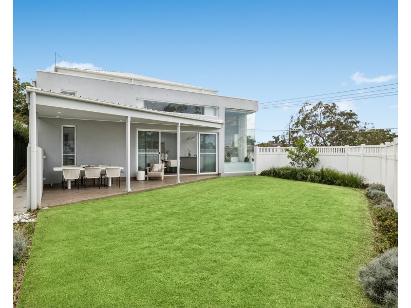 33D Venetia Street, Sylvania NSW 2224