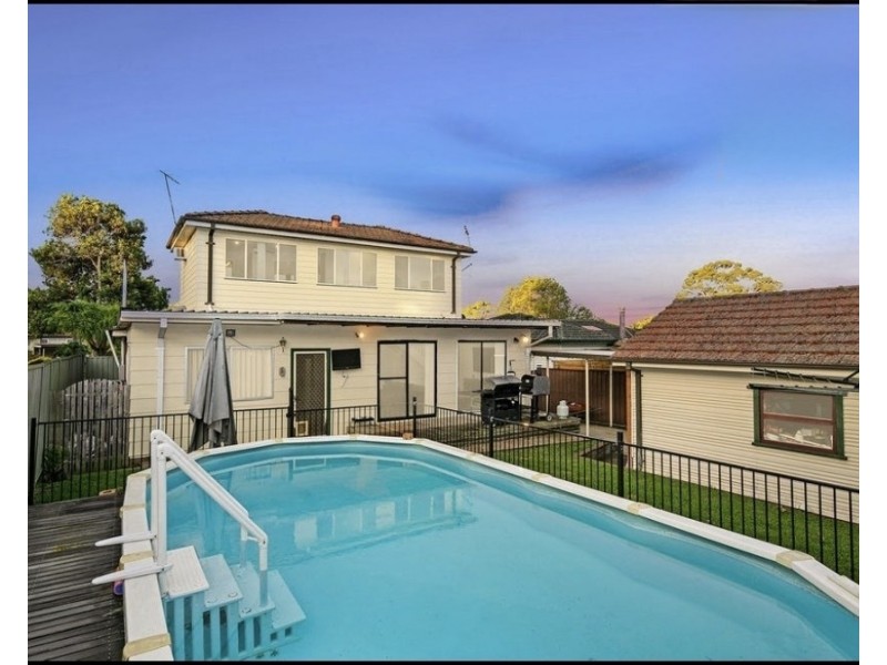 27 Langdale Avenue, Revesby NSW 2212