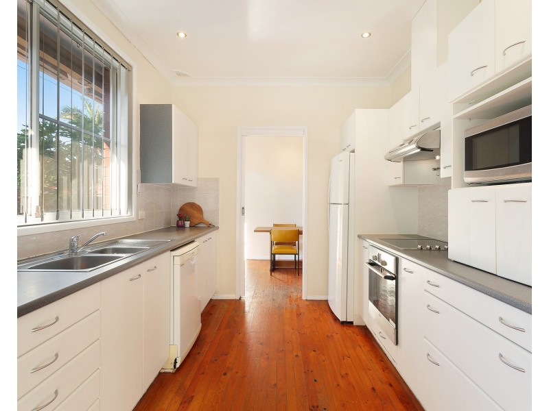 2/27 Toomevara Street, Kogarah NSW 2217