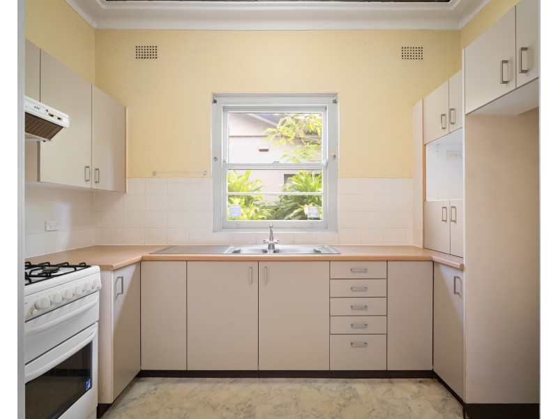 8 Maxwell Road, Pagewood NSW 2035