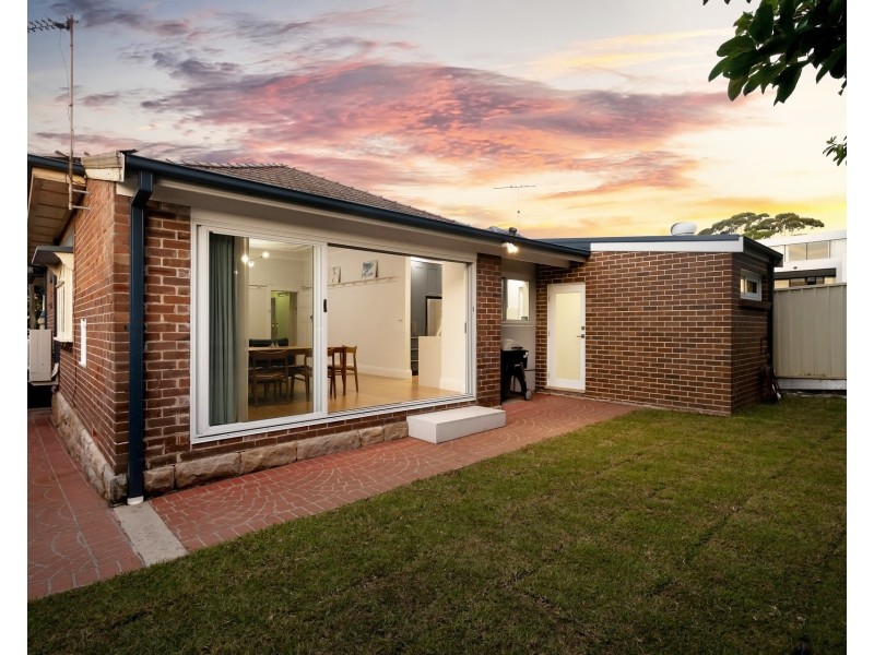 3 Fleet Street, Carlton NSW 2218