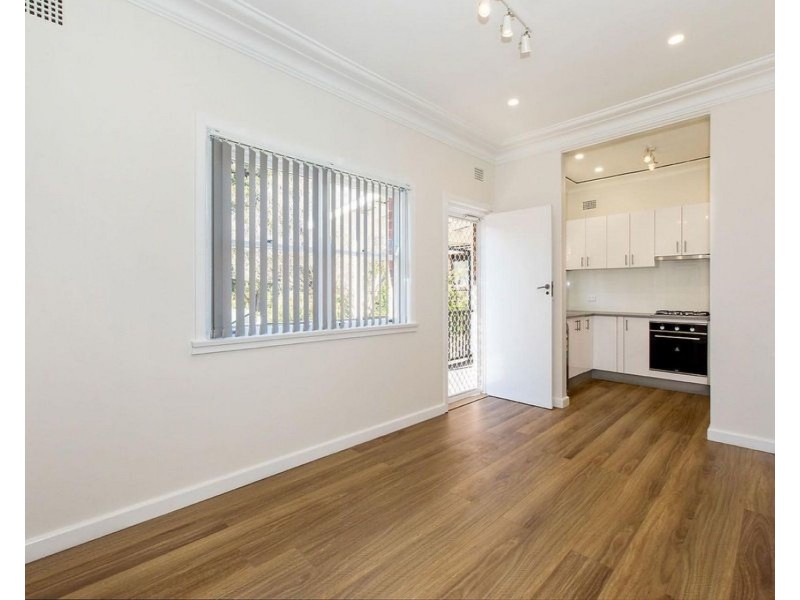 39 Warraroong Street, Beverly Hills NSW 2209