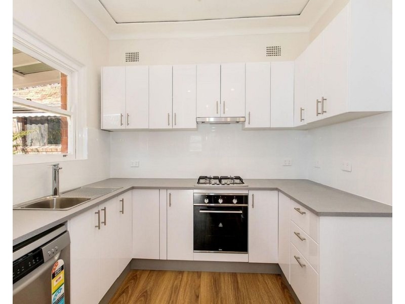 39 Warraroong Street, Beverly Hills NSW 2209