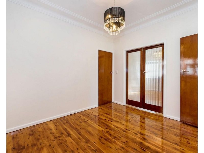 39 Warraroong Street, Beverly Hills NSW 2209