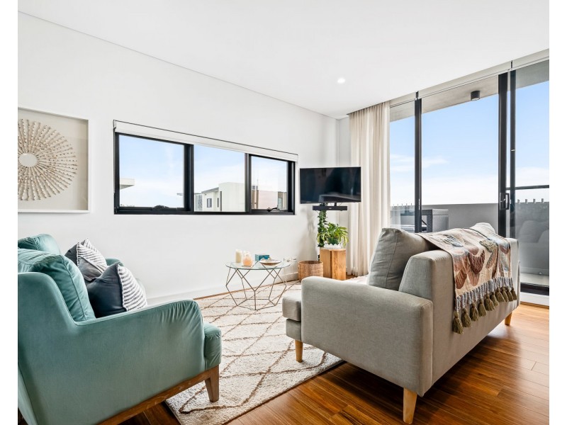 C601/40 Pinnacle Street, Miranda NSW 2228