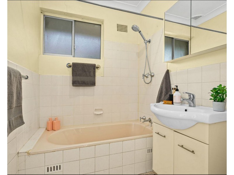 5/24 Graham Road, Narwee NSW 2209