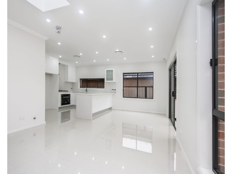 5 Clive Street, Revesby NSW 2212